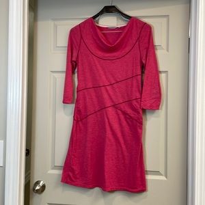 ATHLETA casual dress with side zipper pocket, sized L